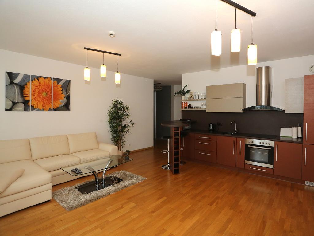 Apartments Паневежис Экстерьер фото
