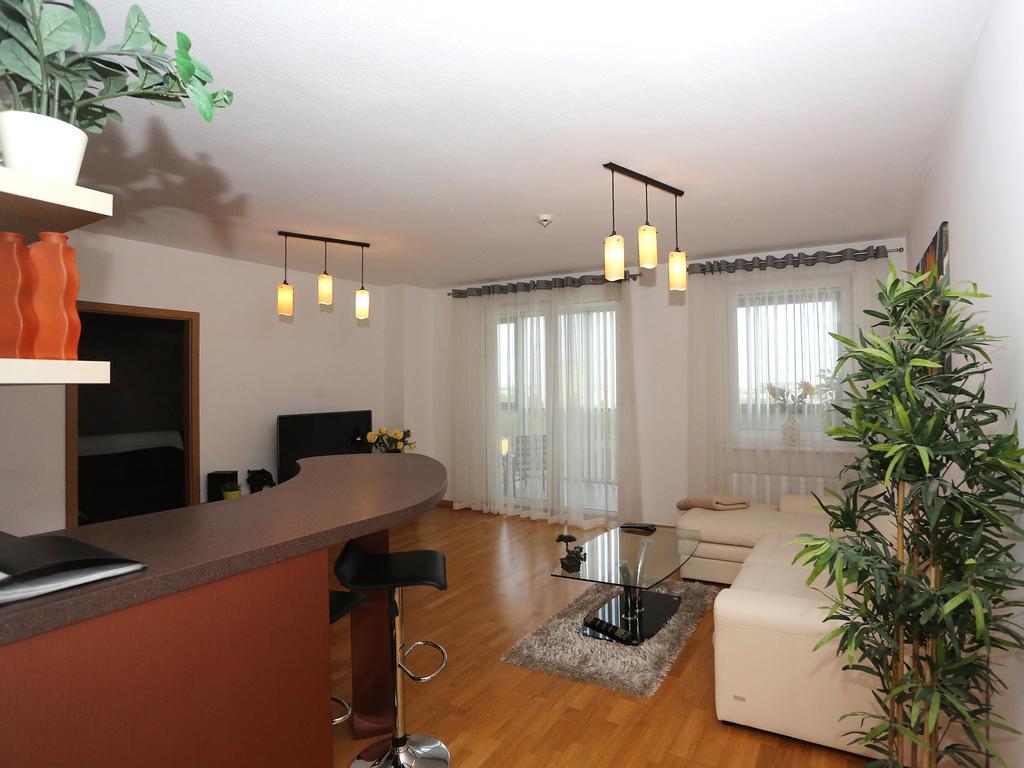Apartments Паневежис Экстерьер фото
